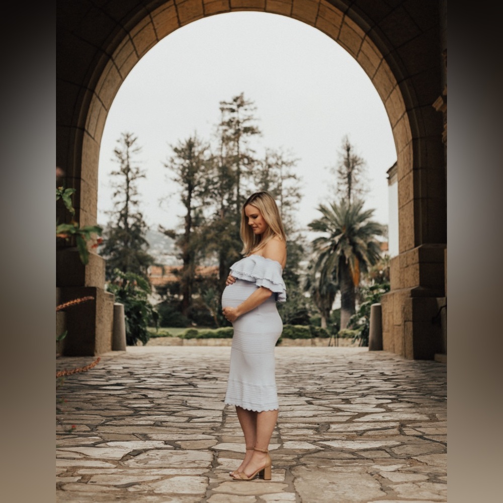 Eliza J, knit stretchy blue dress, works for maternity!